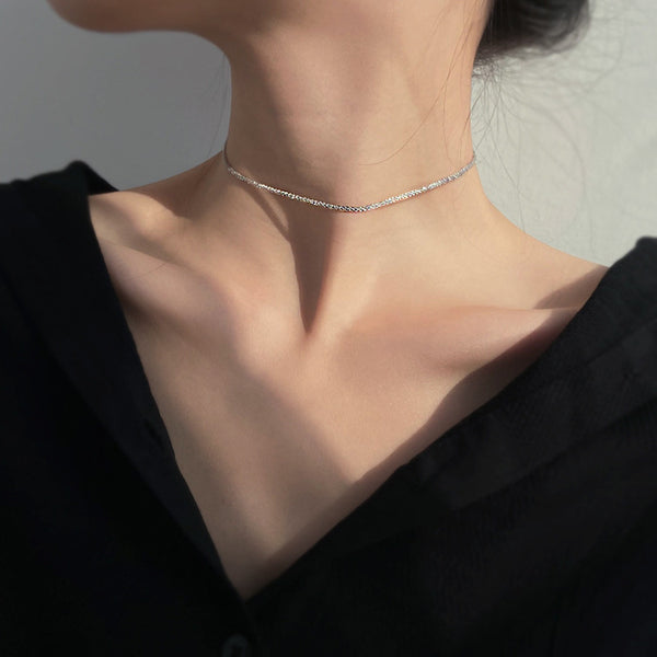 Sparkling Gypsophila Clavicle Necklace